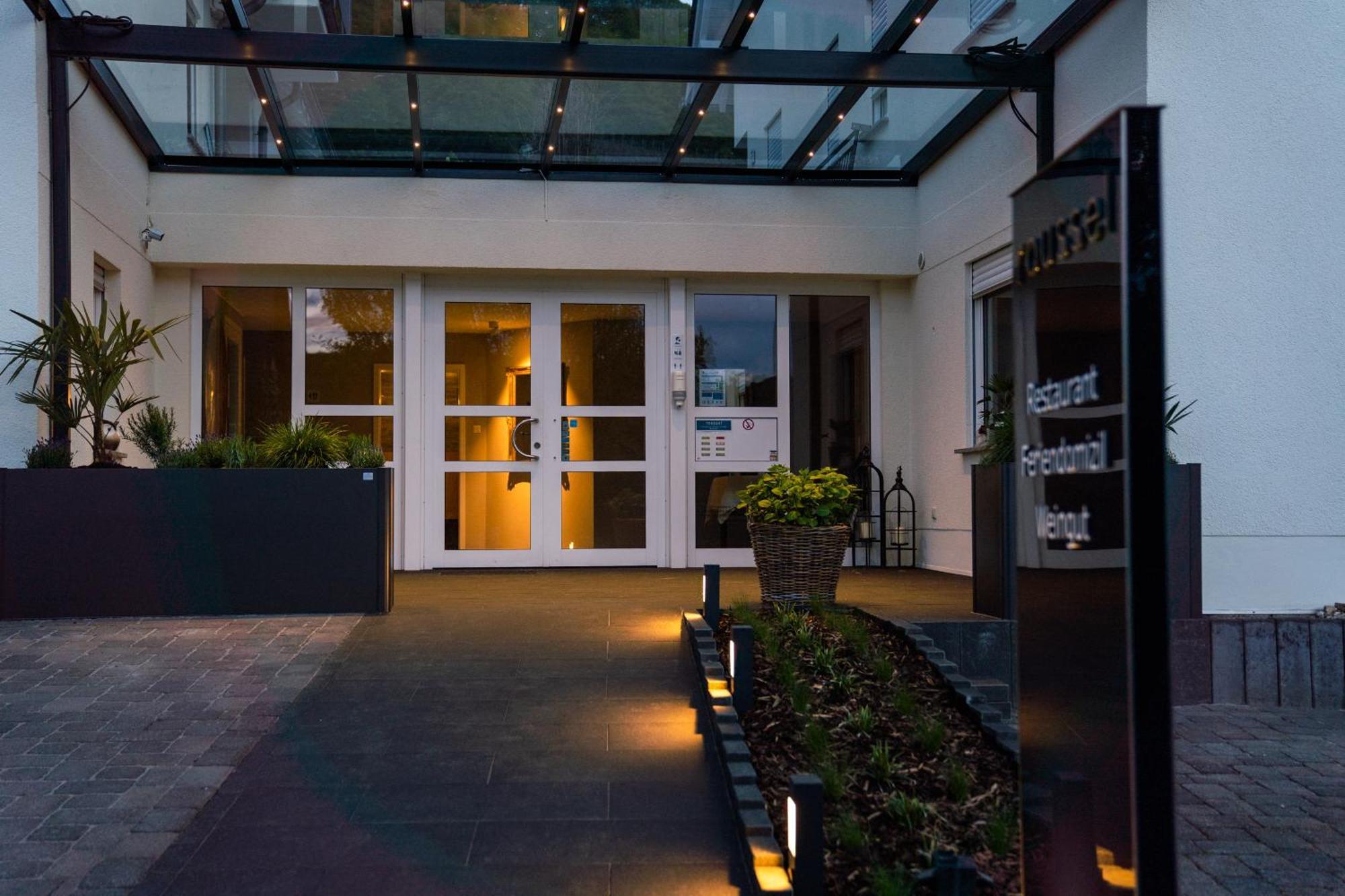 Roussel - Hotel Restaurant Бернкастель-Кюс Экстерьер фото
